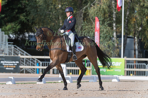 ROSALIND CANTER (GBR) AND  ZENSHERA
