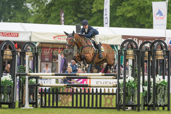 Jodie Stokes (GBR) riding Mister Maccondy