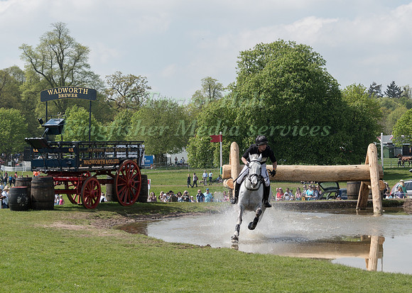 RICHARD JONES  (GBR) RIDING  ALFIES CLOVER