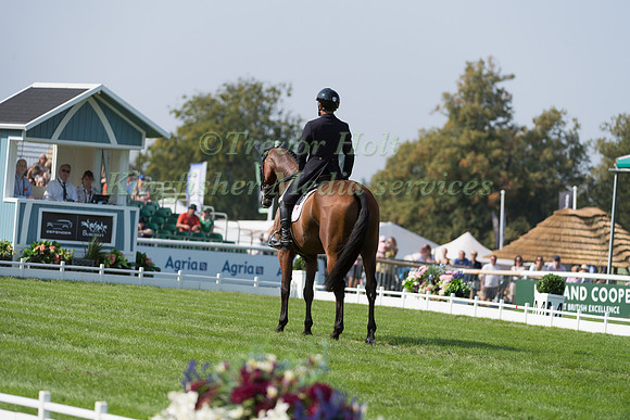 ANDREW MCCONNON AND WAKITA 54 (USA)