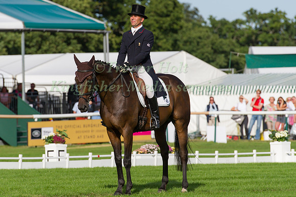DENIS  MESPLES (FRA) RIDING OREGON DE LA VIGNE