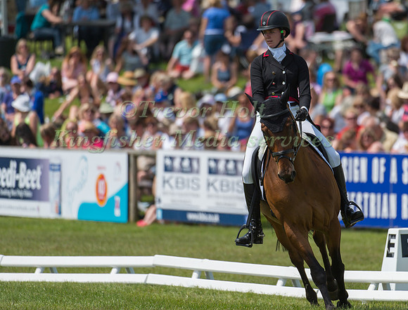 Caroline Martin (USA) riding Quantum Solace