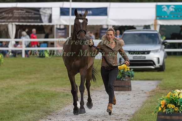 SARAH BULLIMORE  AND IRISH TRUMP