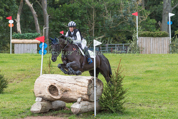 CAROLINE POWELL RIDING  ROCK MIDNIGHT